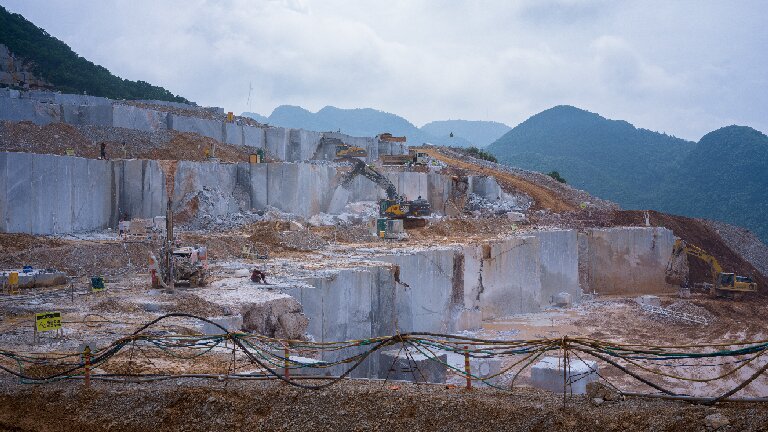YangShan,China